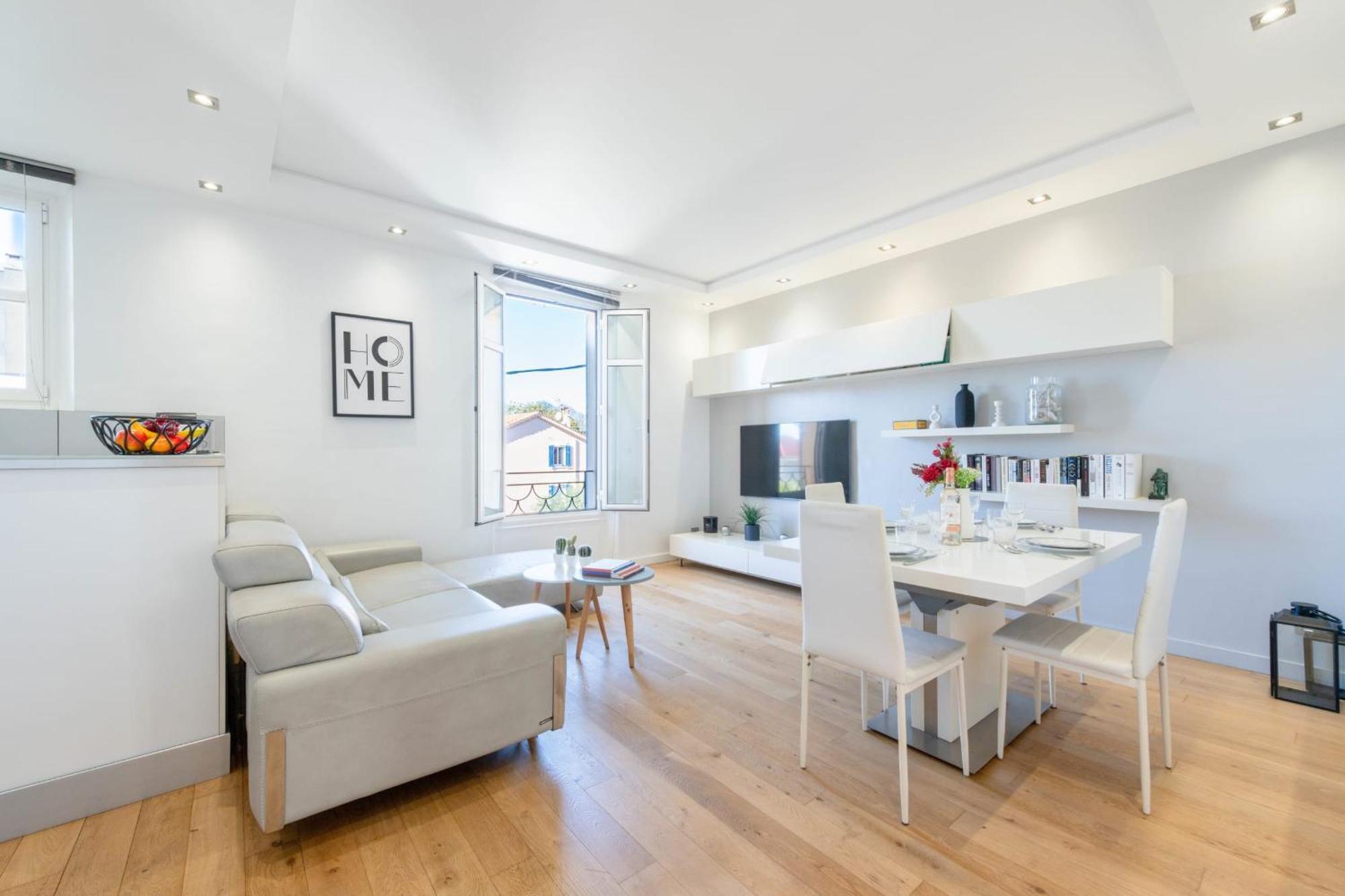 Апартаменты Air-conditioned 2-br With Garage Near The Канны